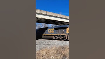 Fresh ES40DC! #csx #railway