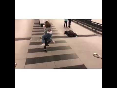 اغنية اكيد راجع لو بيني وبينه فراق علي احلي منظر في الكون