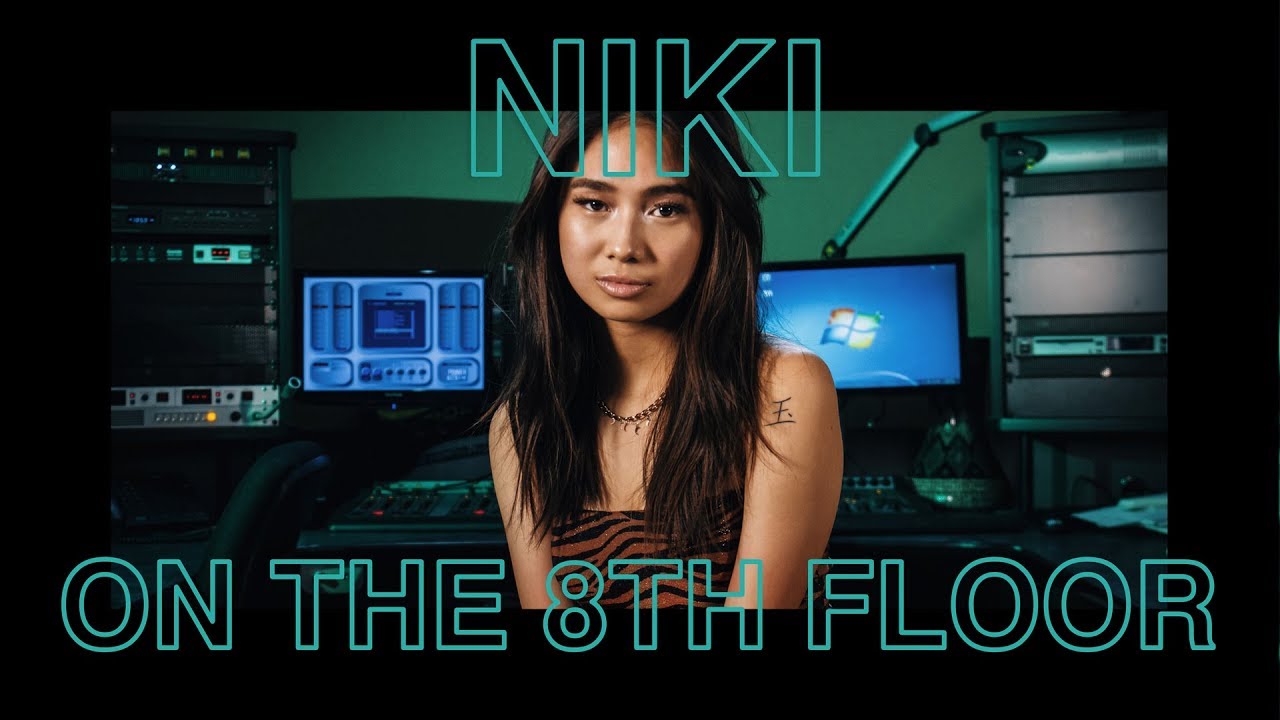Niki Performs lowkey LIVE  ON THE 8TH FLOOR