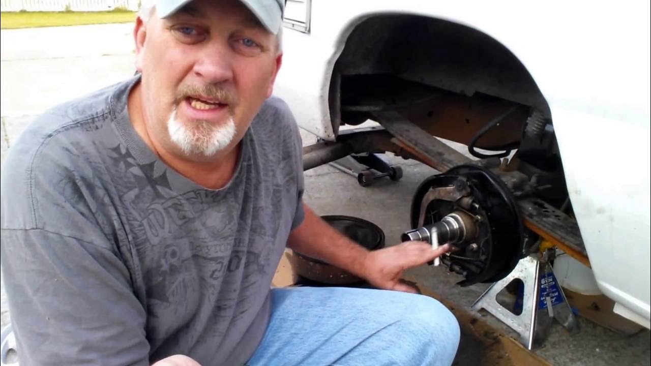 How To Replace Axle Seal In Dana 60 And 70 Axle Howie Roll Style !!! YouTube