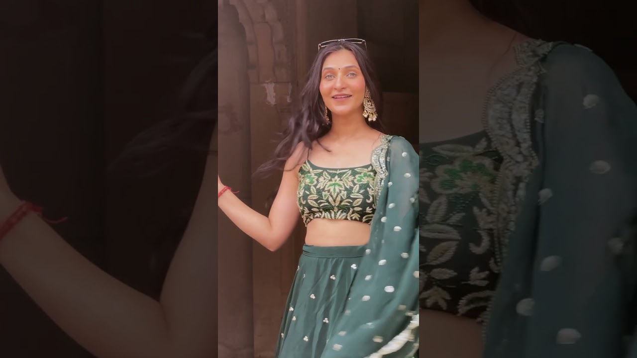 Lehenga for this wedding season || #shorts #ethnic #wedding #shadi #lehenga #lehengacholi #lehengas