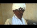 الإعلامي الفاتح الصباغ يغني لكابلي مسرح الآرام