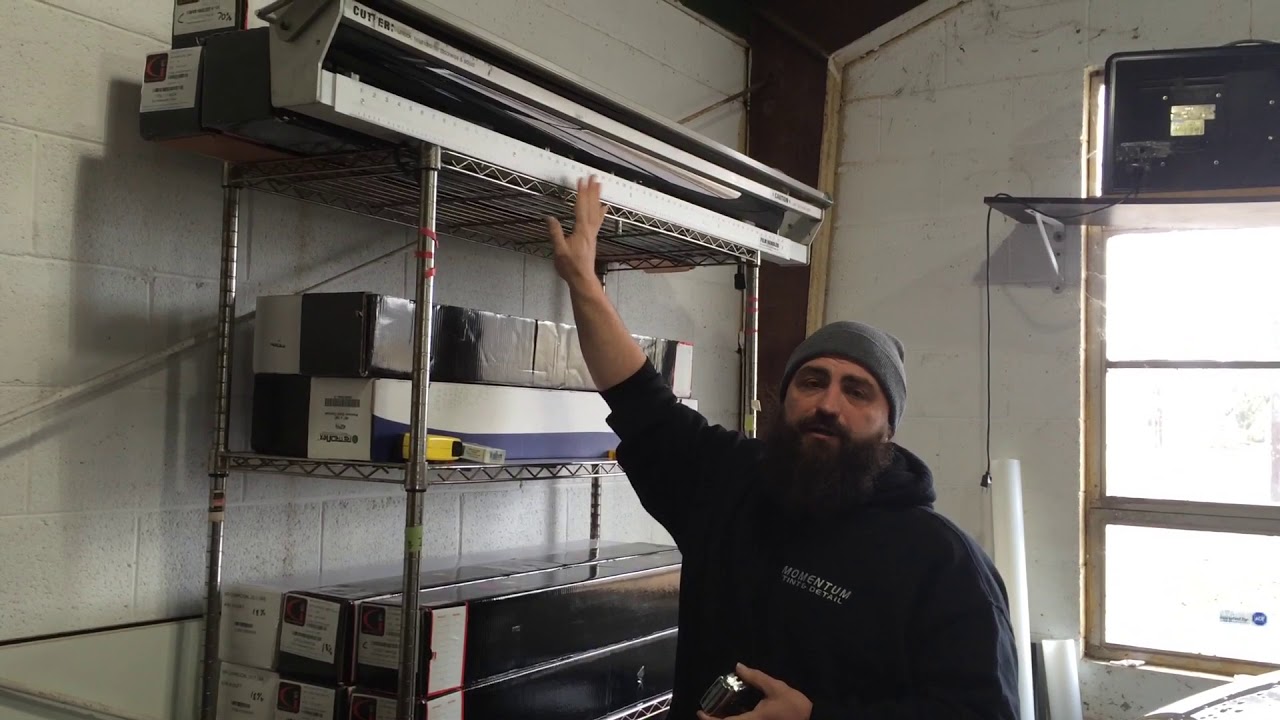 Using a Filmhandler to cut glare strips : how to tint car windows