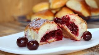 Пирожки духовые на дрожжах с вишней Пирожки духовые на дрожжах с вишней