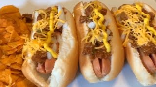 How to make Easy Homemade Chili dogs