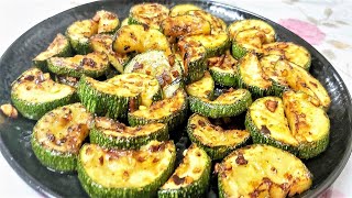 SAUTEED ZUCCHINI | quick and simple zucchini recipe with only 5 ingredients | zucchini sauteed