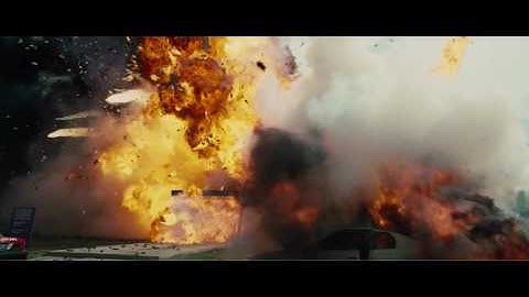 The Dark Knight (Theatrical Trailer 1)