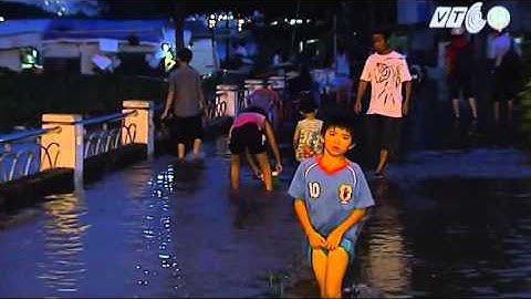 VTC14_Ngày thứ 4 người dân TP HCM vật lộn với triều cường