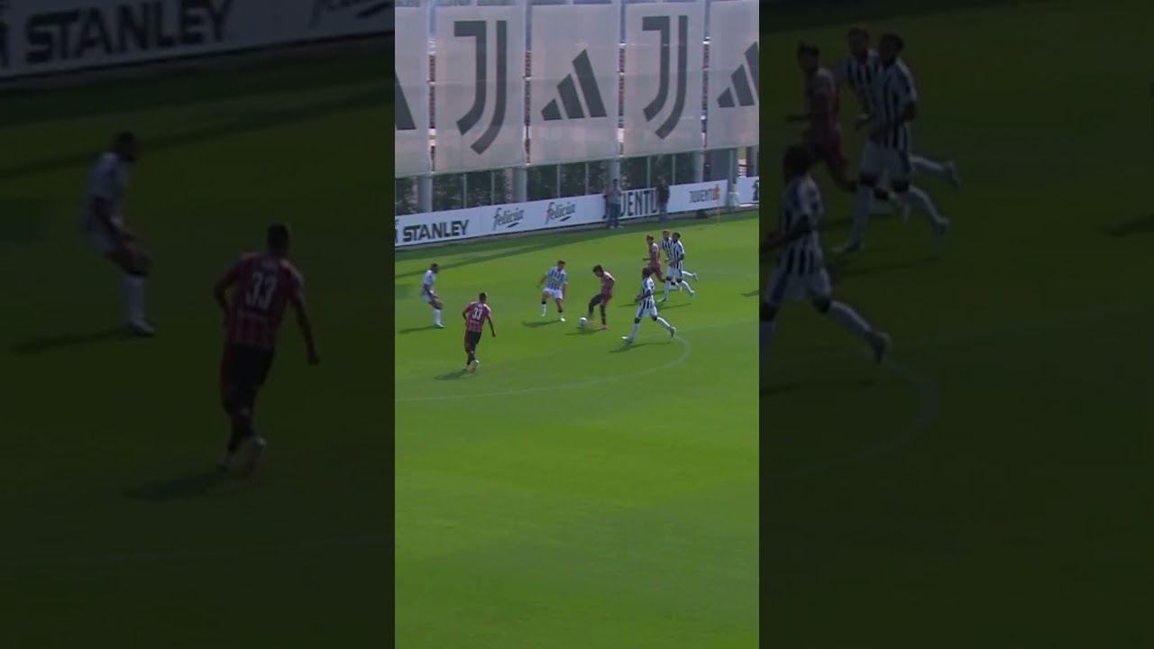 PINSOGLIO DOUBLE SAVE! 😲🧤