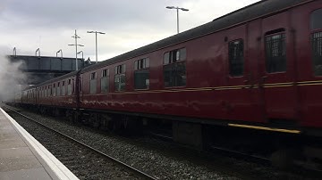 6100 Royal Scot Ealing Broadway to York Ilkeston