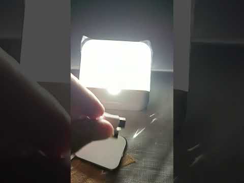 Світильник акумуляторний USB-перезаряджуваний із датчиком руху світлодіодний приліжковий, видео 1