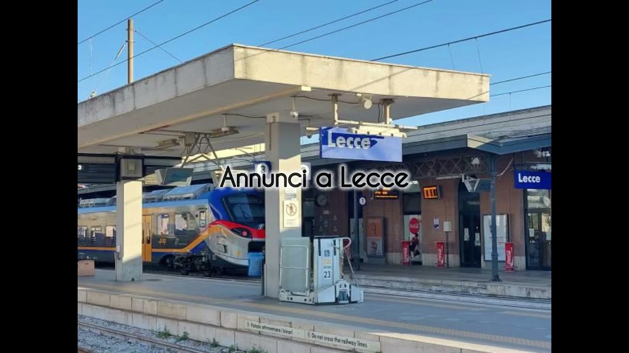 Annunci alla stazione di Lecce