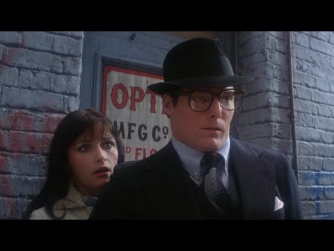 Superman (1978) - Clark Detiene una Bala con su Mano | Español Latino