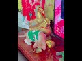 Bà quại mặc áo “ Grap “ cho cháu 😹😻😹😻