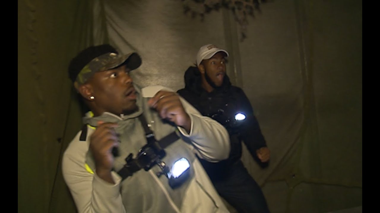 Gopher Football Visits Haunted House
