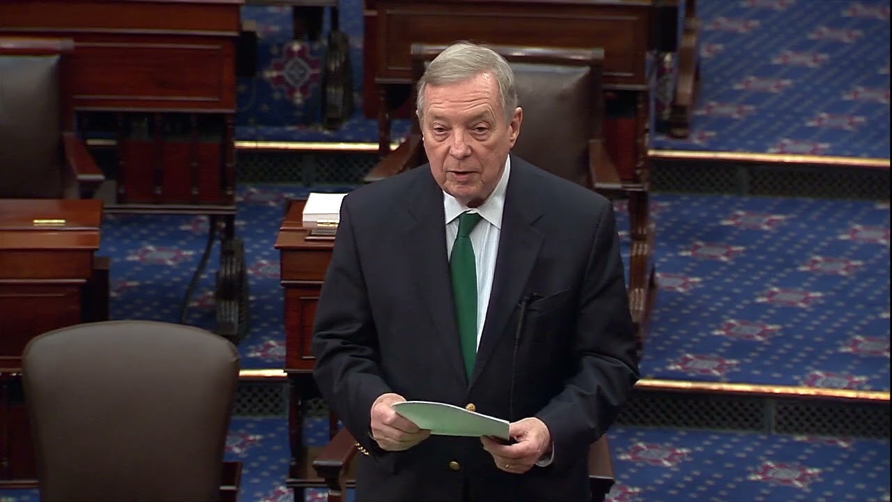 Дурбин призывает республиканцев продлить действие расширенных налоговых льгот по программе ACA дл...