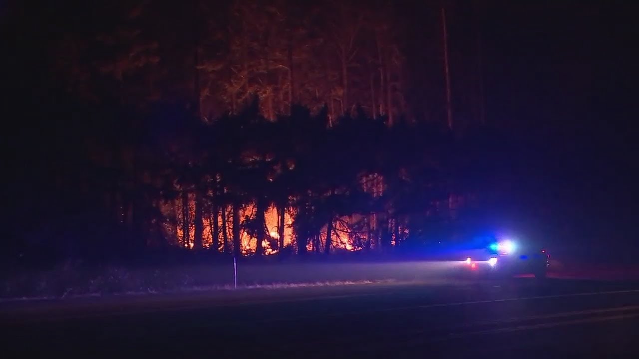 Wildfires lead to evacuations in Clackamas County; City of Estacada rises to Level 3