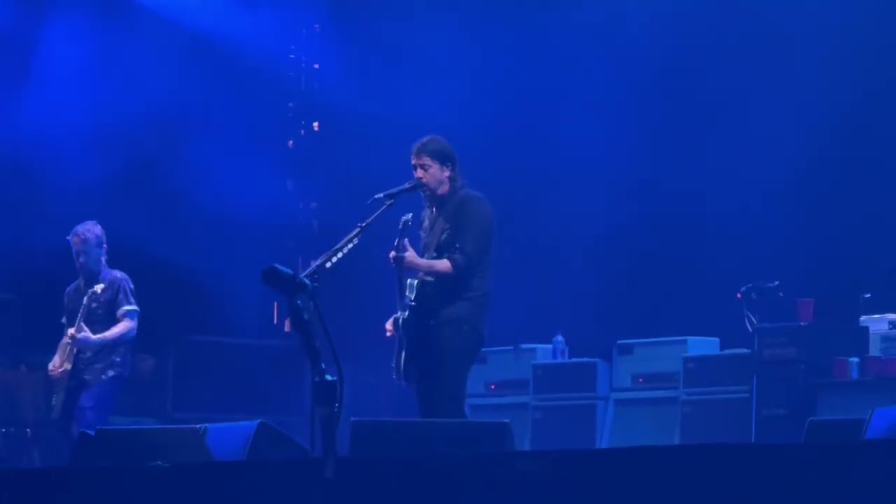 Aurora Foo Fighters Singapore F1 Formula 1 04 October 2025