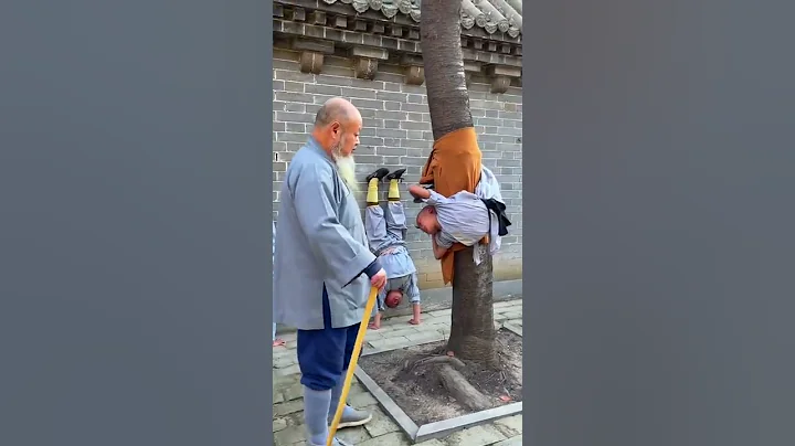 Kung Fu Monk Performing ｜Shaolin Kung Fu - DayDayNews