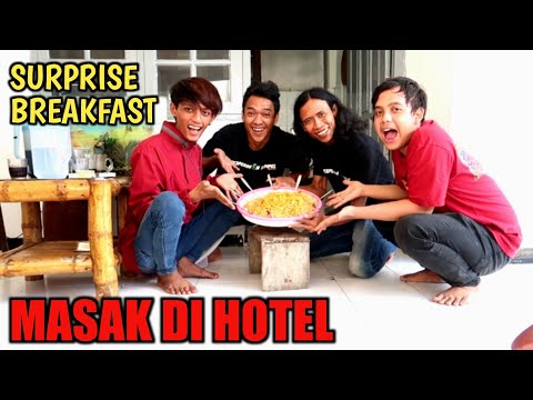 MUKBANG MIE GORENG MASAK SENDIRI DI HOTEL - Kapan lagi bisa seperti ini? | eVlog