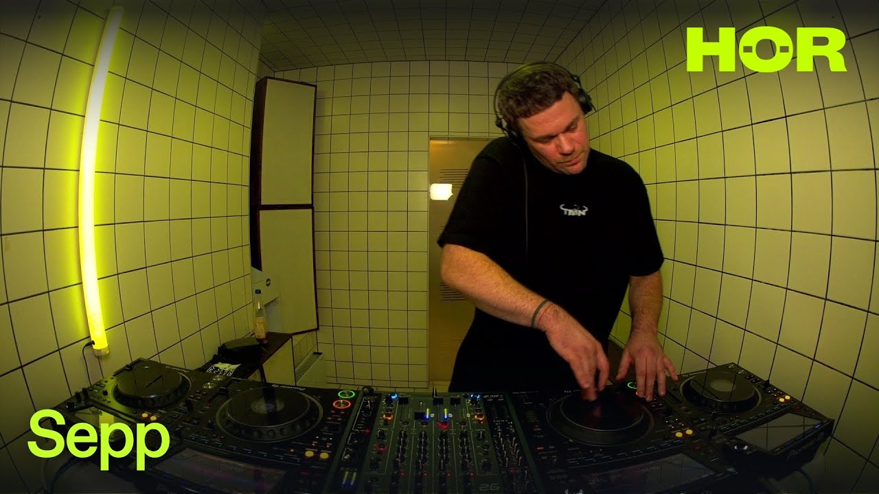 Sepp | HÖR - November 26 / 2025