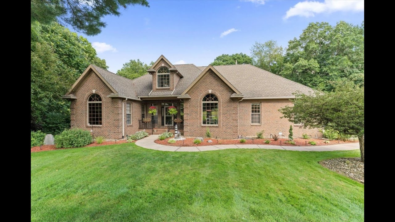 1695 Signal Point Drive Niles, MI Homes for Sale | cressyeverett.com