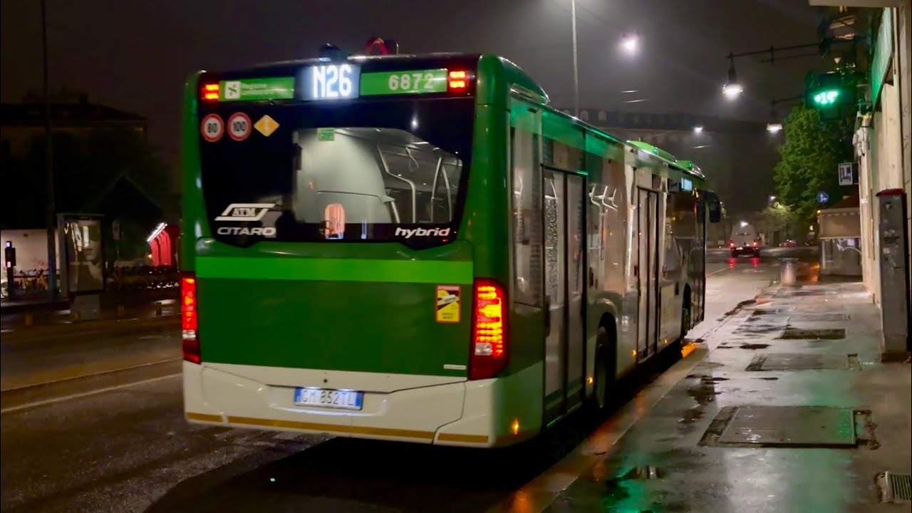 [POV] Rushing through 4am streets: Milan, Italy route N26 night bus ...