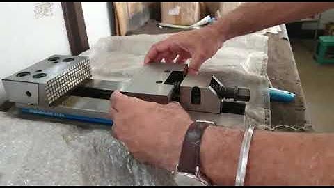 Modular Machine Vise With Manual Quick Change Jaws