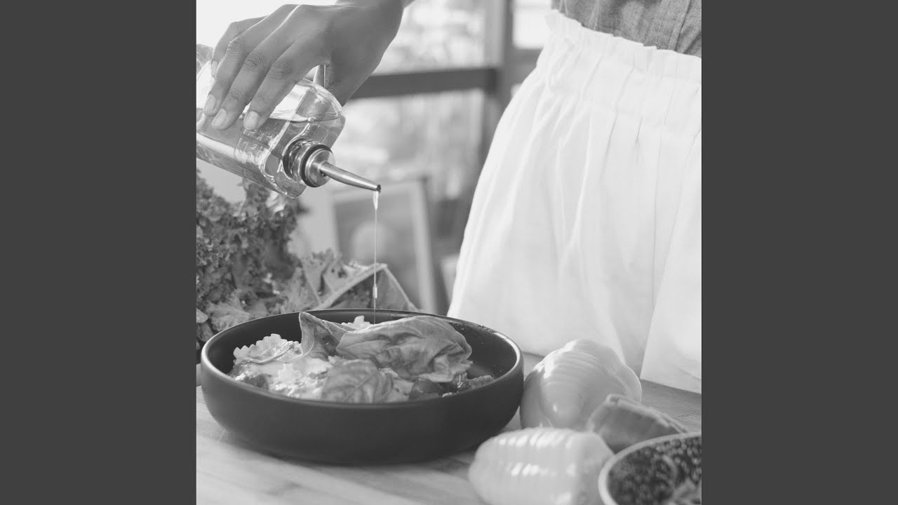 Relaxing Dinner with Friends