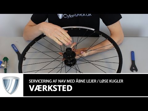 Video: Hvordan fjerner jeg et hjulnav?