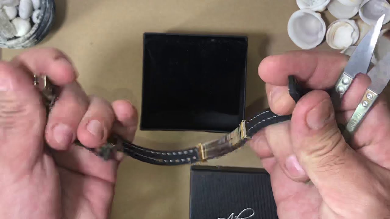 How To Adjust Size For Leather \\ Silicon Bracelets איך לקצר צמיד סיליקון / עור