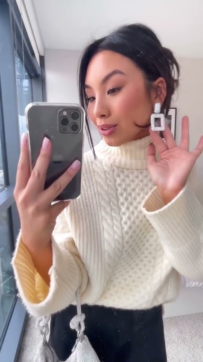  Holiday Outfit Check - YouTube