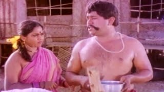 இவ எந்த ஜாதின்னு தெரியல இவ கையாள எப்படி சாப்பிடறது| Vazhga Valarga Movie Scenes | Tamil Movie Scenes