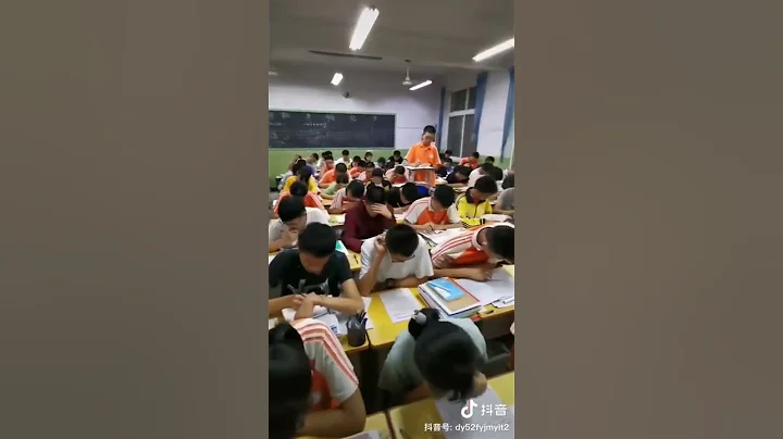 They stay till midnight studying for the gaokao - DayDayNews