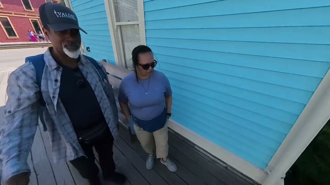 Retirement trip PR to AK (B4 Skagway caminando ultimo dia)