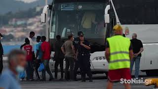 Έδεσε στη Μυτιλήνη το πλοίο με τους μεταφερόμενους από την Κρήτη