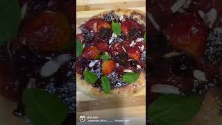 Brownie strawberry compote pizza / dessert pizzas ideas