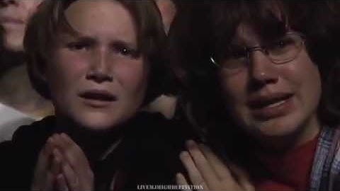 Bài Hát You Are Not Alone Làm Rung Động Triệu Trái Tim Của Michael Jackson