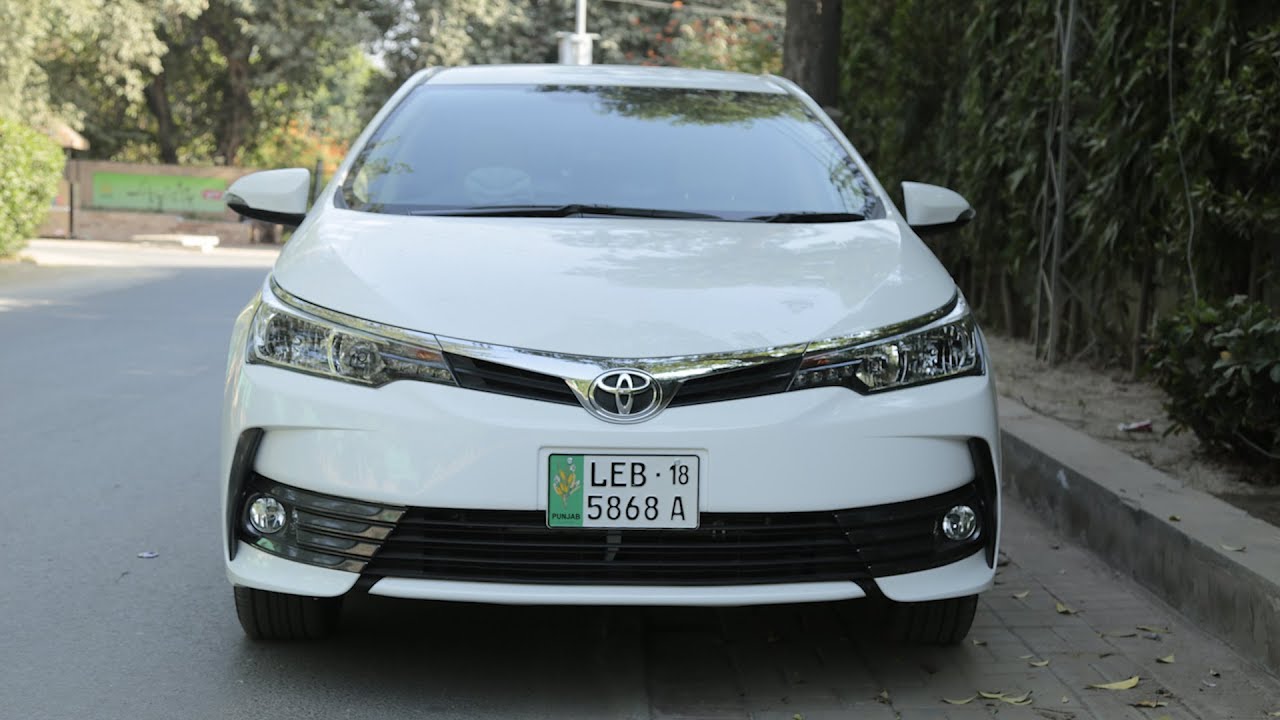 Toyota Corolla Altis 1.6 2018 Facelift Owner's review: Price, Specs ...