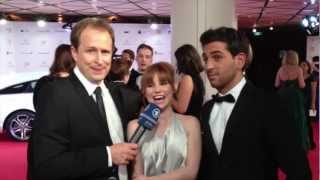 Josefine Preuß will feiern und wen will Elyas M'Barek abschleppen? | BAMBI 2012 | ARD