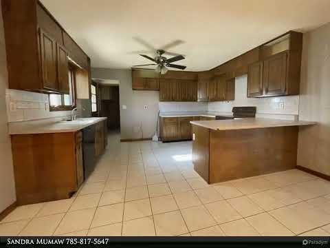 409 Sioux DR, Ozawkie, KS home video tour