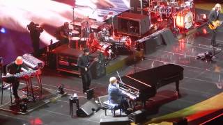 ELTON JOHN "BENNIE & THE JETS" (PARTIAL) @ STAPLES CENTER