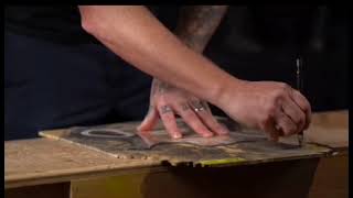 Jeff Kiesel picking my mastergrade Buckeye Burl top for my new Kiesel A2!