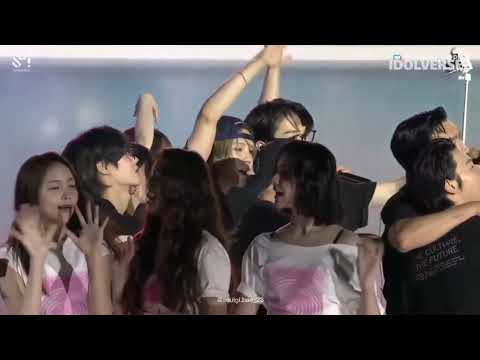 Hearts2hearts @ SMTown Live 2025 in LA. Finally H2H full member @ ending stage SMTown Live in LA ❤️