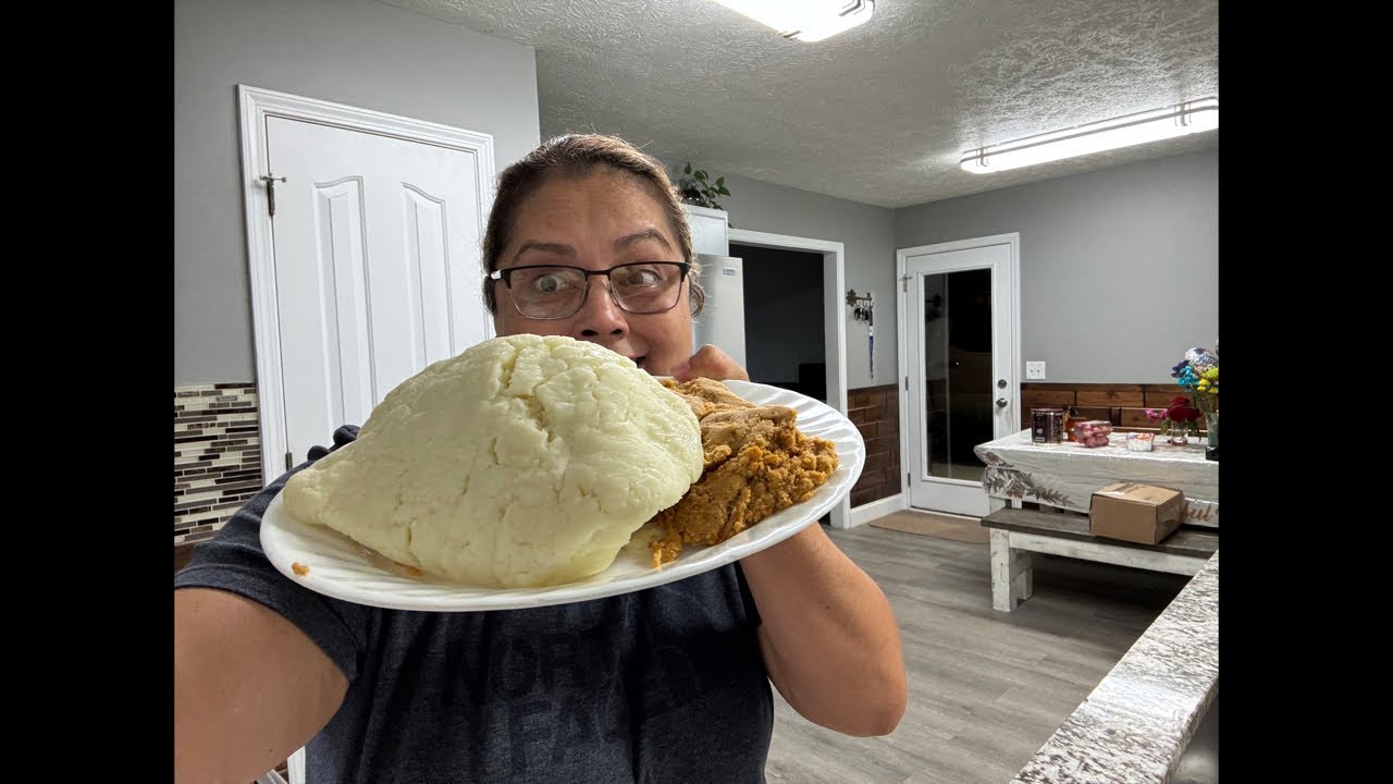 Pupusas de queso con chicharrón les tengo amor
