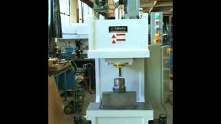 30 Ton Full Hydraulic Press - www.airhydraulics.com