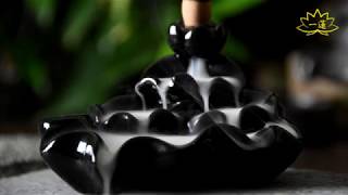 滝のように流れる不思議なお香、流川香　蓮の葉