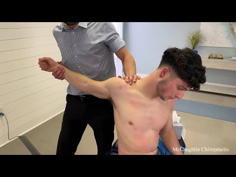 20 Year Old Has A *FROZEN NECK* Bad SHOULDER & NUMBNESS - FREEING A Young Man's SPINE 🙌🏻🥹CRUNCH