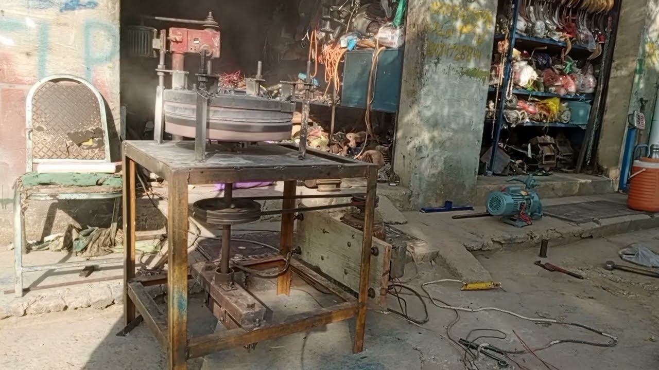 How to repair domestic flour mill,floor mill machine/atta chakki stone setting/pathar wali  chakki
