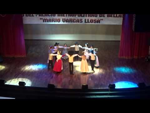 France traditional dance / La Bourrée Gannatoise Arequipa PEROU 2015